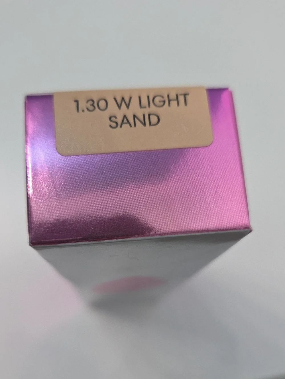 beautyblender Bounce Liquid Foundation - 1.30 W Light Sand